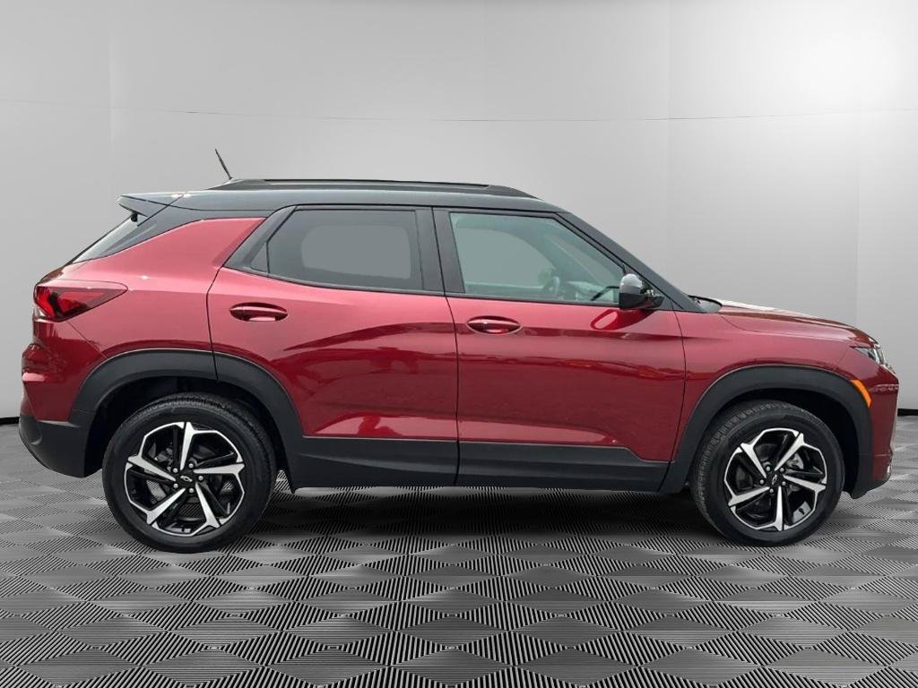 Used 2023 Chevrolet TrailBlazer RS w/ Convenience Package AWD/4WD image 6