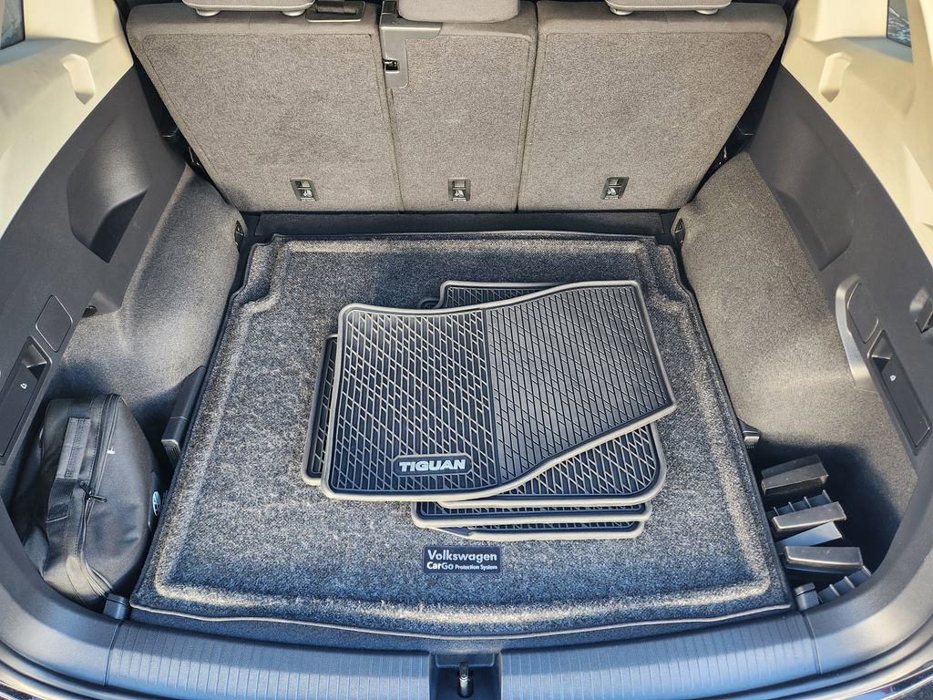 Certified 2024 Volkswagen Tiguan S AWD/4WD image 13