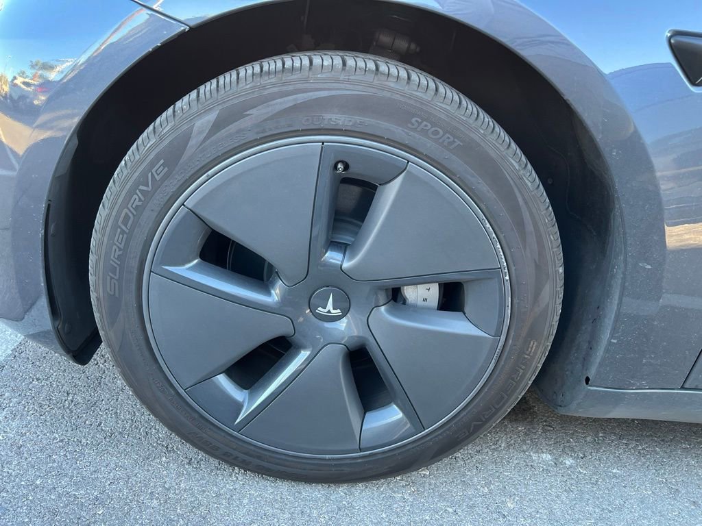 Used 2023 Tesla Model 3 Standard Range image 14
