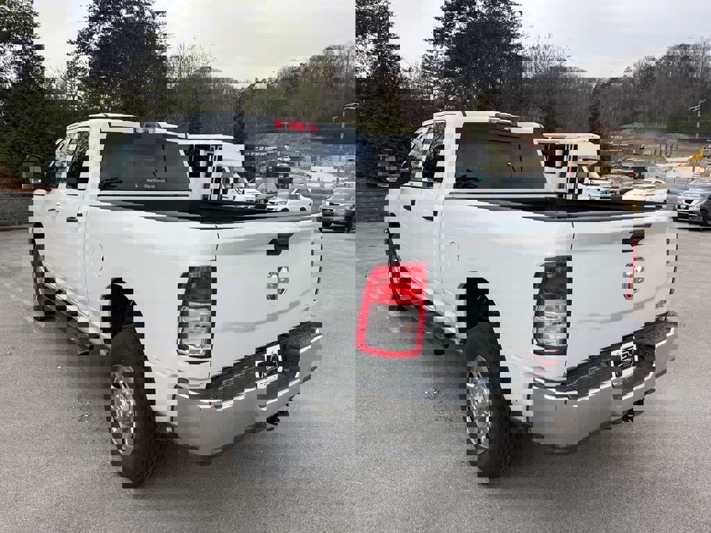 Used 2024 RAM 2500 Tradesman w/ Chrome Appearance Group image 4