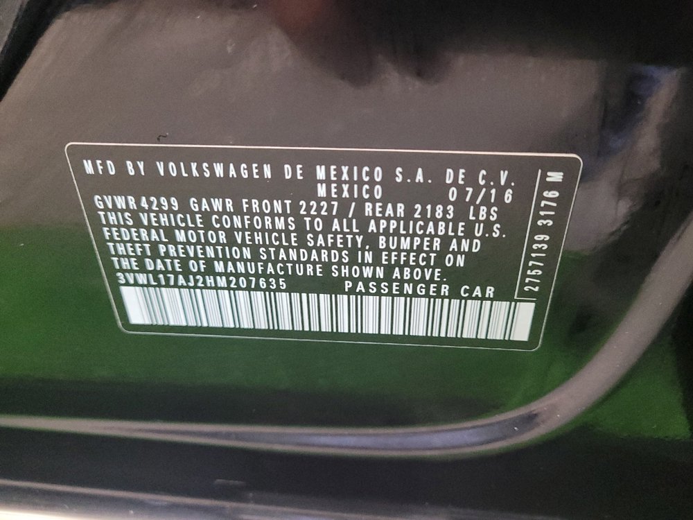 Used 2017 Volkswagen Jetta SEL Premium image 33