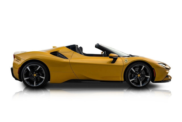 Used 2024 Ferrari SF90 Spider AWD/4WD image 2