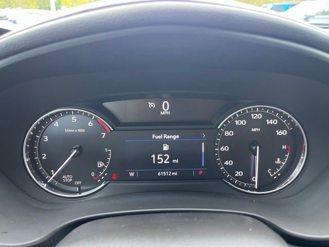 Used 2022 Cadillac XT4 Luxury w/ Cold Weather Package image 10