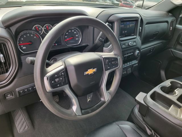 Used 2022 Chevrolet Silverado 2500 Custom w/ Custom Value Package image 13