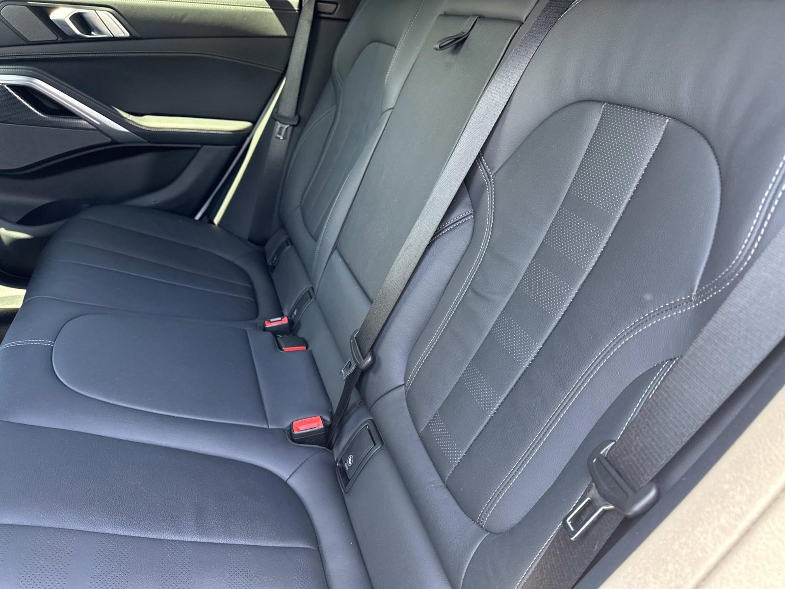 Used 2022 BMW X6 M50i w/ Premium Package AWD/4WD image 13