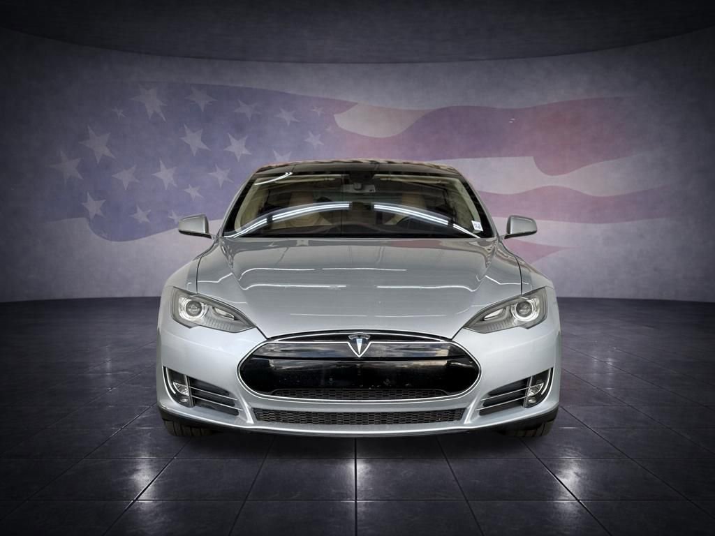 Used 2012 Tesla Model S Signature Performance image 9