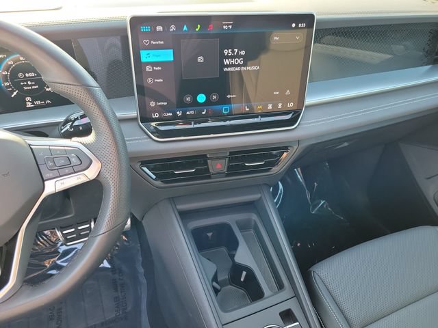Certified 2025 Volkswagen Tiguan SE R-Line AWD/4WD image 25