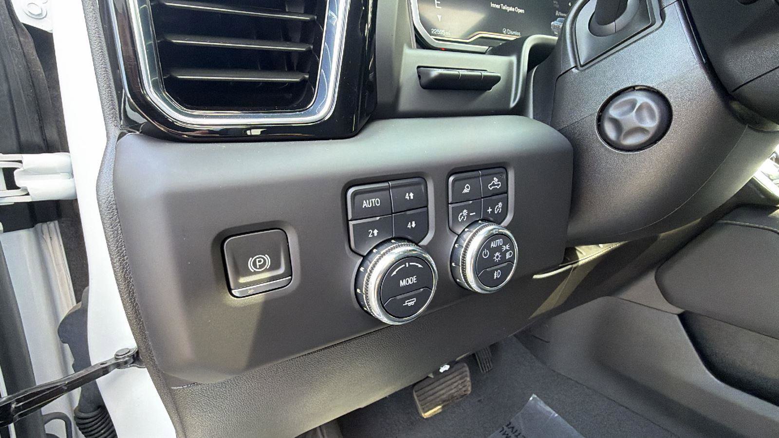 Used 2024 GMC Sierra 1500 Denali w/ Denali Reserve Package image 17