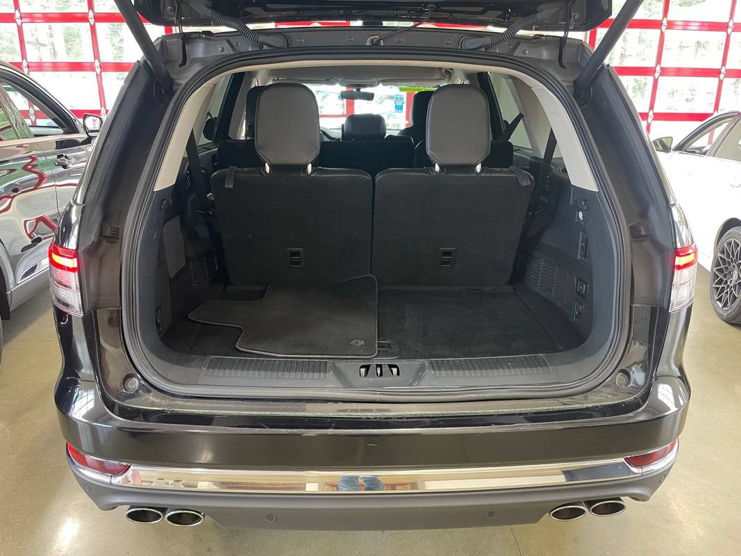 Used 2023 Lincoln Aviator AWD image 25