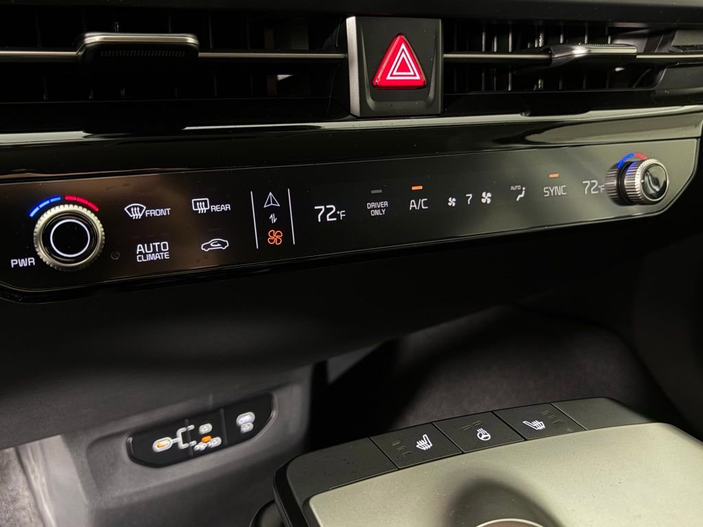 New 2025 Kia EV6 Light w/ Light LR Technology Package image 30