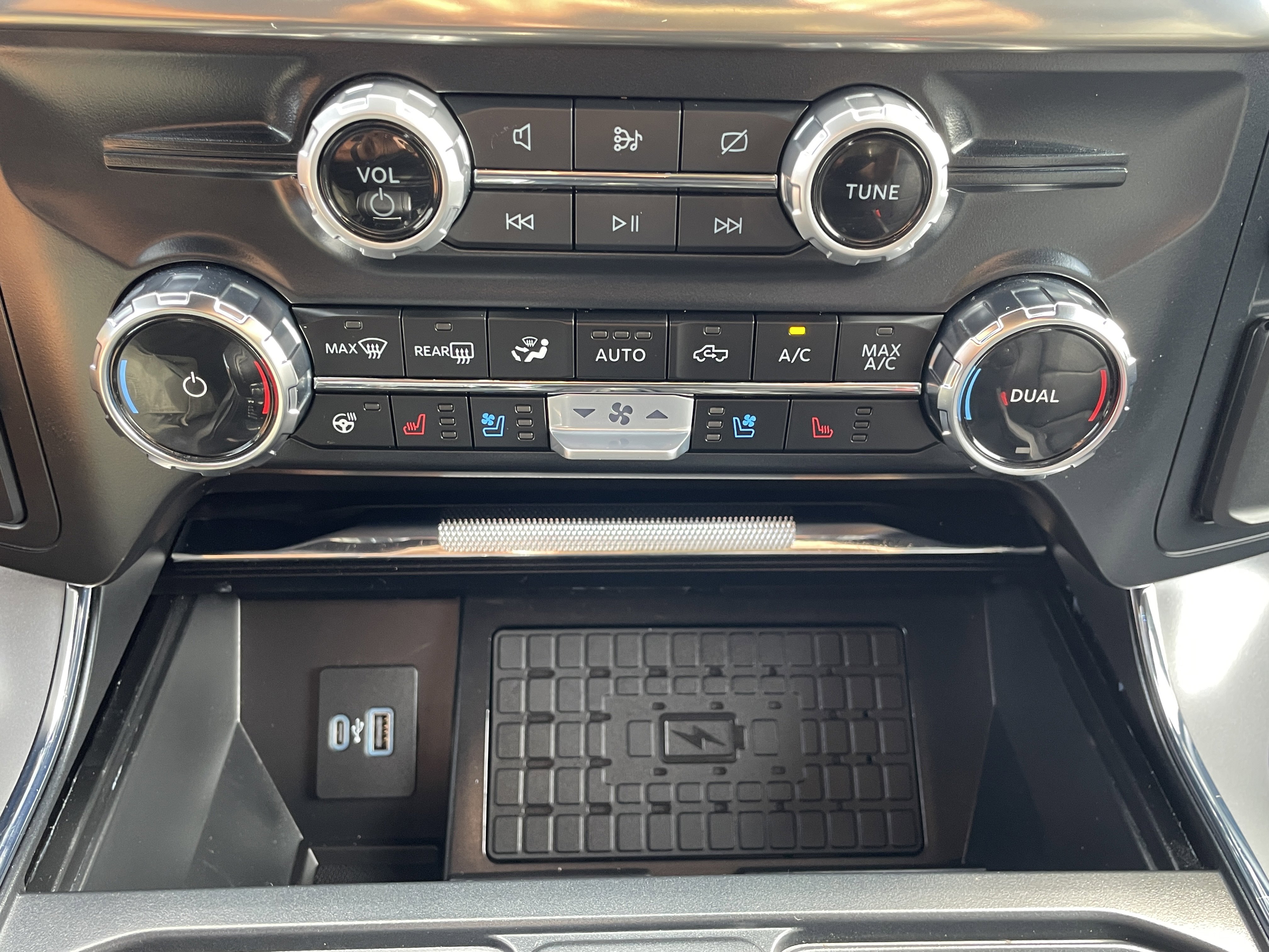 Used 2024 Ford F150 Lariat w/ Bed Utility Package image 28