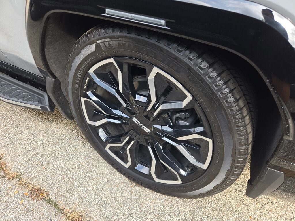 New 2026 GMC Sierra EV Elevation image 10