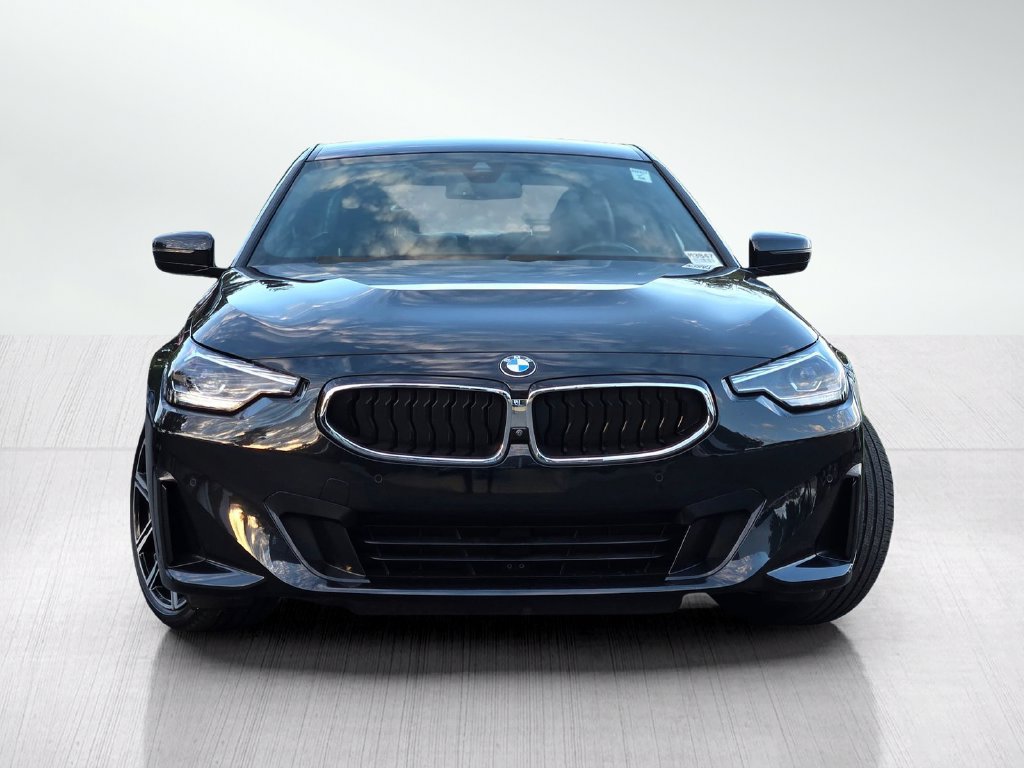 Used 2023 BMW 230i Coupe w/ Convenience Package RWD image 2