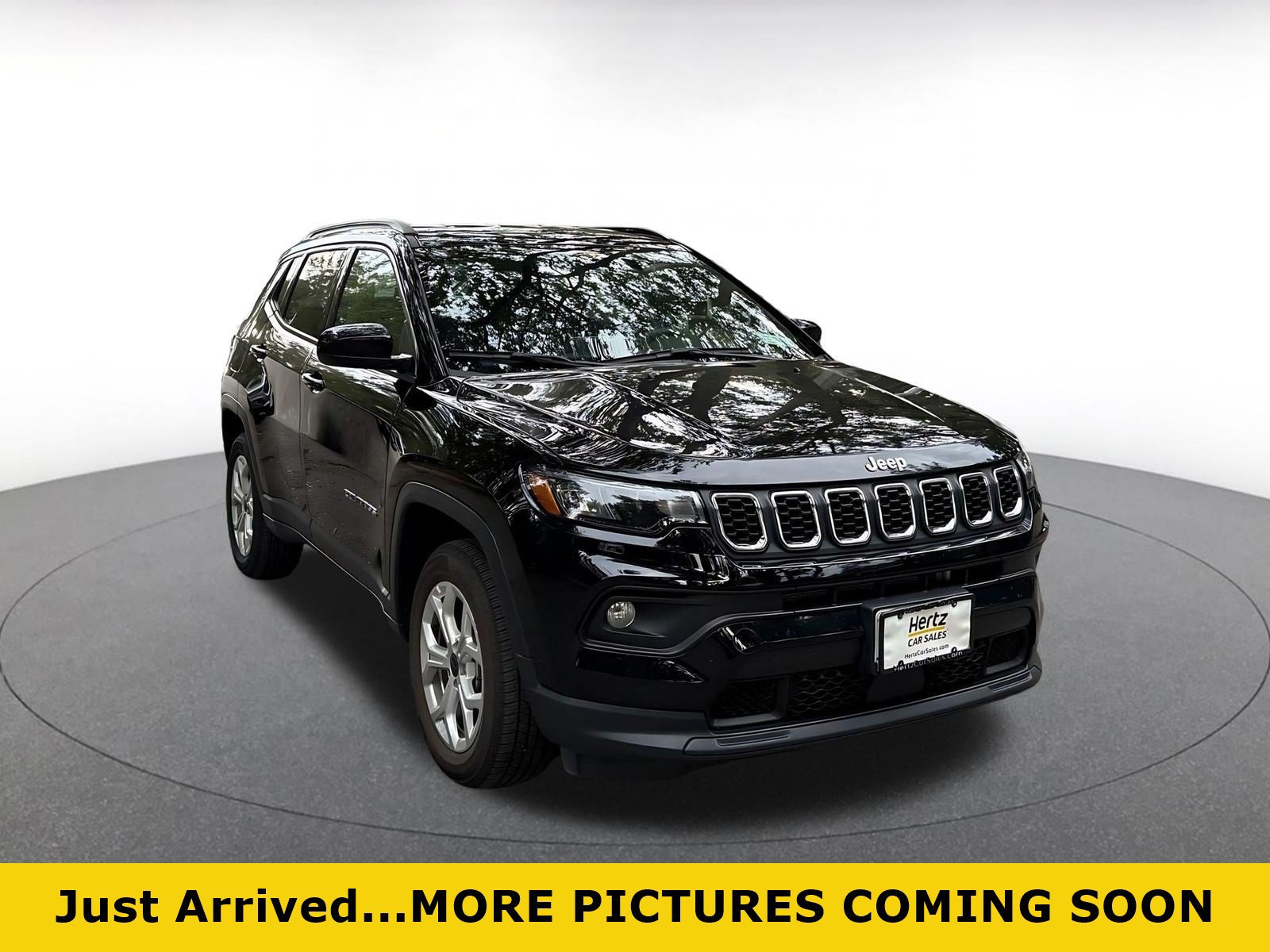 Used 2025 Jeep Compass Latitude