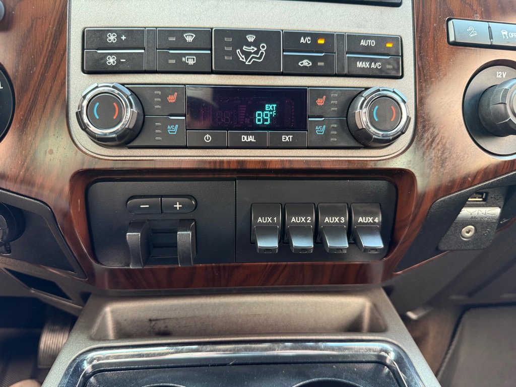 Used 2012 Ford F350 Lariat w/ Lariat Ultimate Pkg AWD/4WD image 33