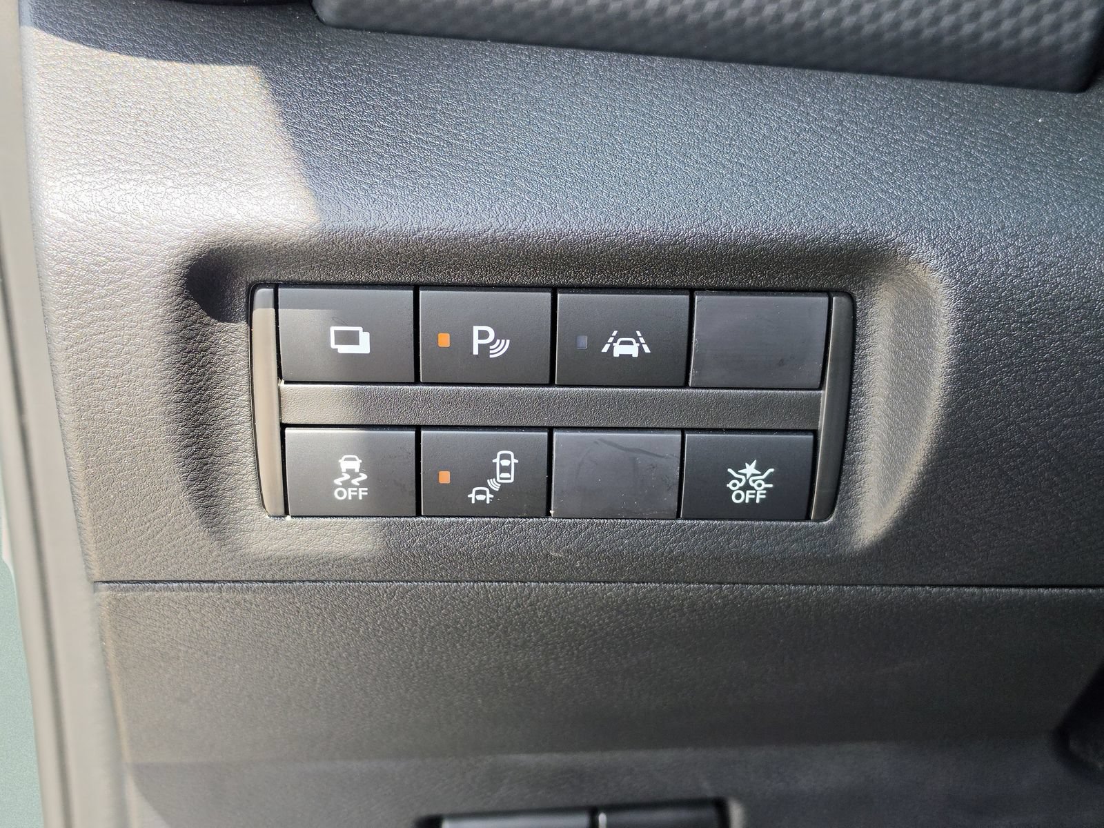 Used 2023 Nissan Kicks S FWD image 29