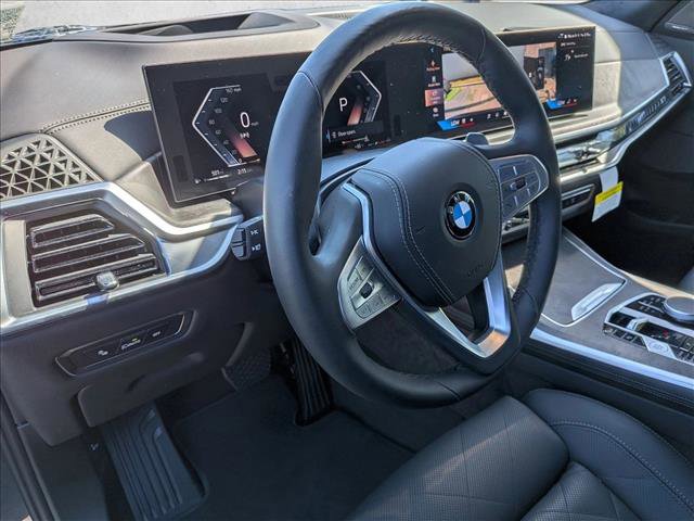 Used 2026 BMW X7 xDrive40i image 10