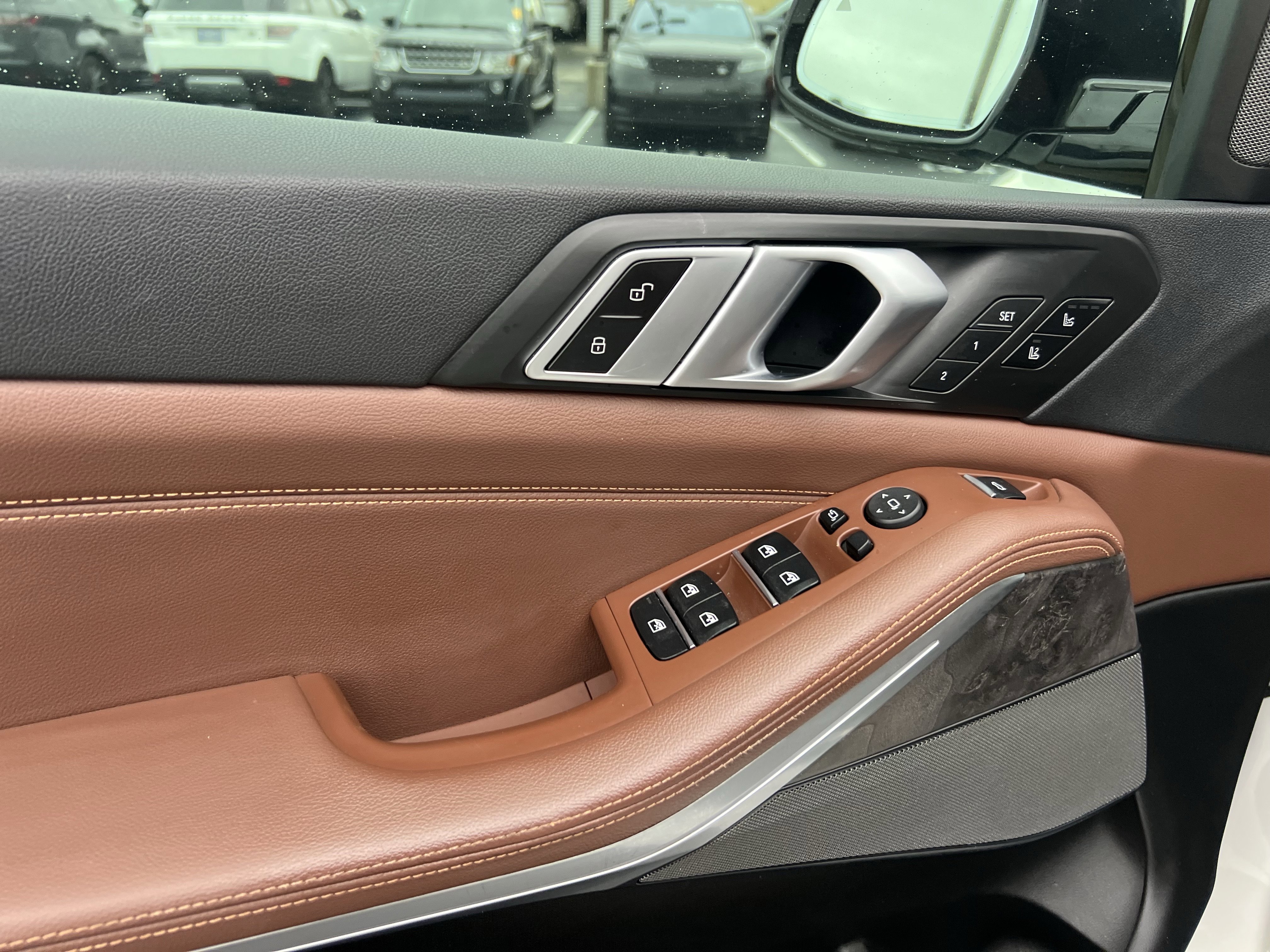 Used 2019 BMW X5 xDrive40i w/ M Sport Package image 15