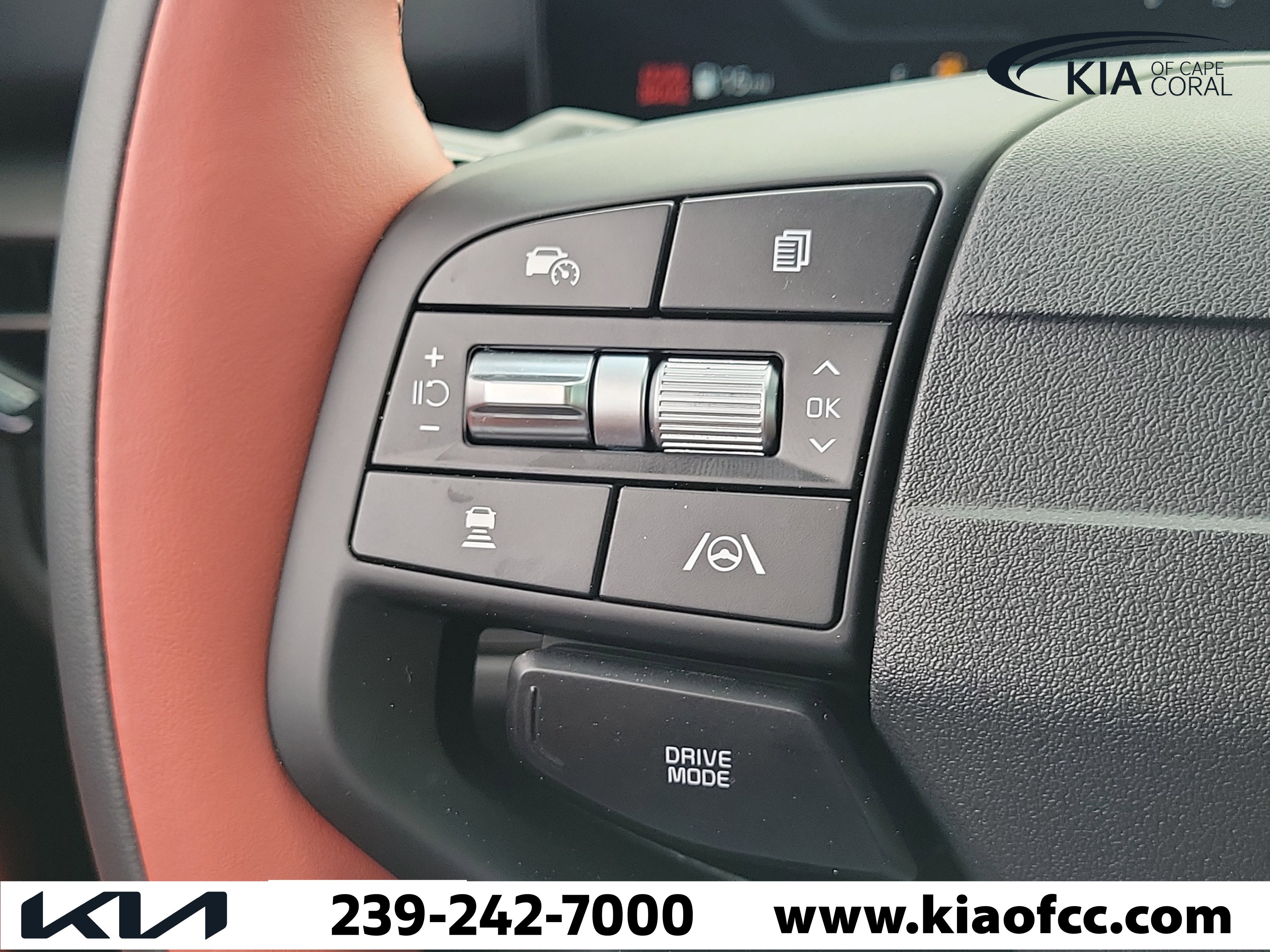 New 2026 Kia Sportage SX AWD/4WD image 25