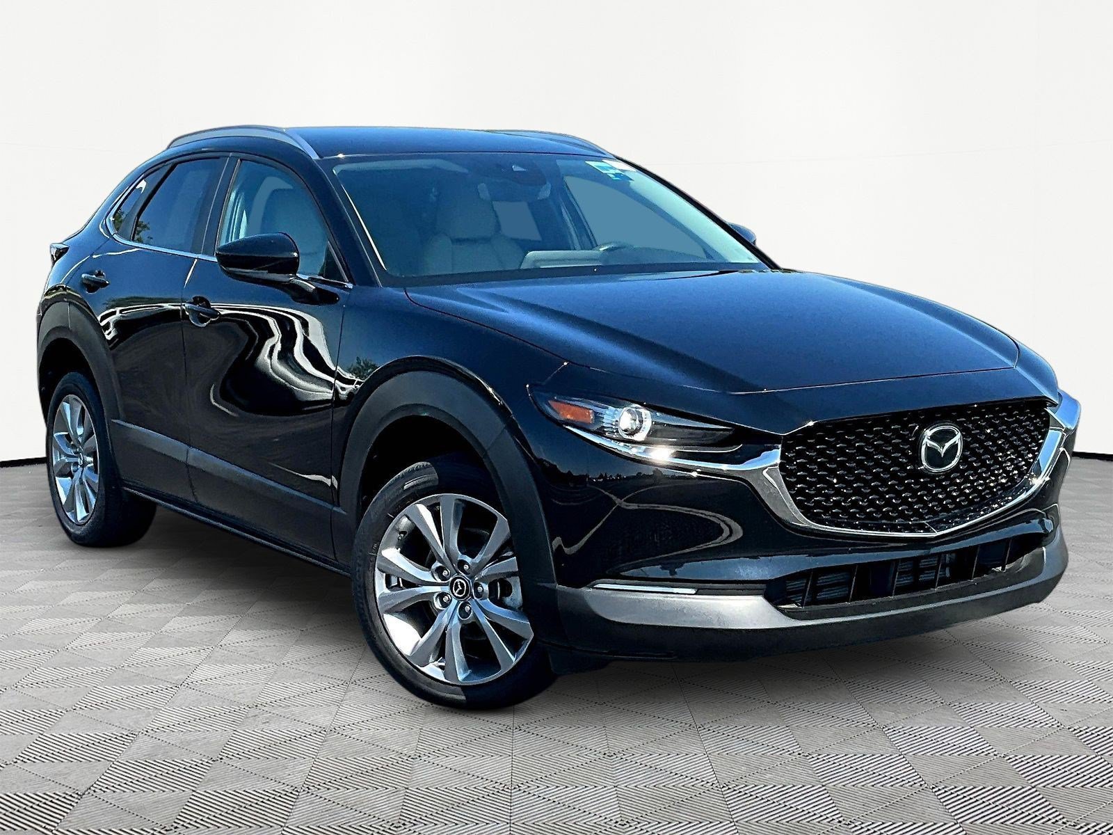 Used 2023 MAZDA CX-30 AWD 2.5 S w/ Preferred Package image 3