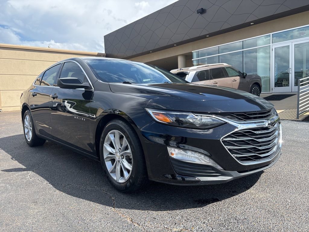 Used 2021 Chevrolet Malibu LT image 3