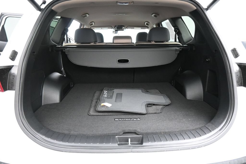 Used 2023 Hyundai Santa Fe SEL w/ Cargo Package FWD image 19