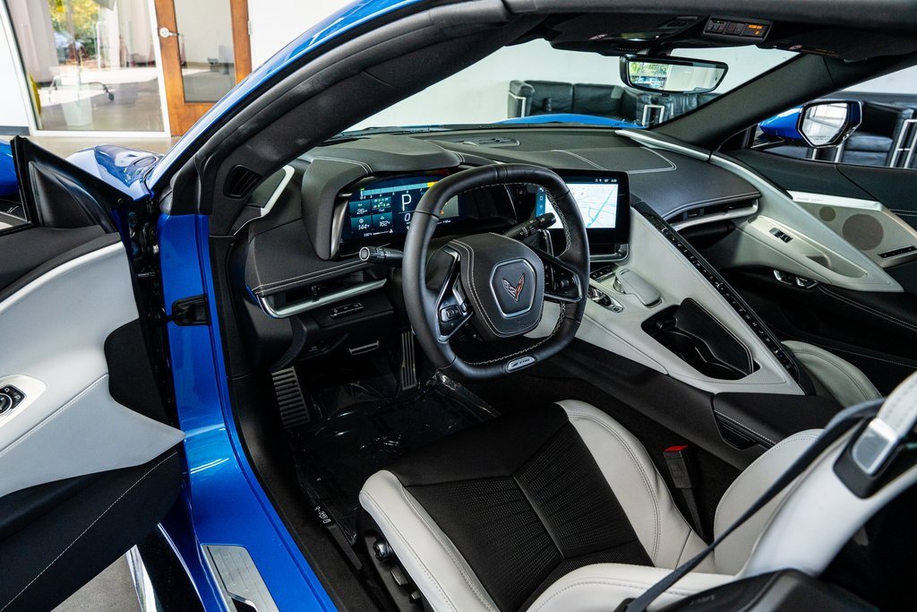 Used 2025 Chevrolet Corvette Z06 w/ Battery Protection Package image 36