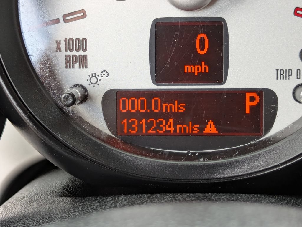 Used 2011 MINI Cooper Convertible FWD image 18