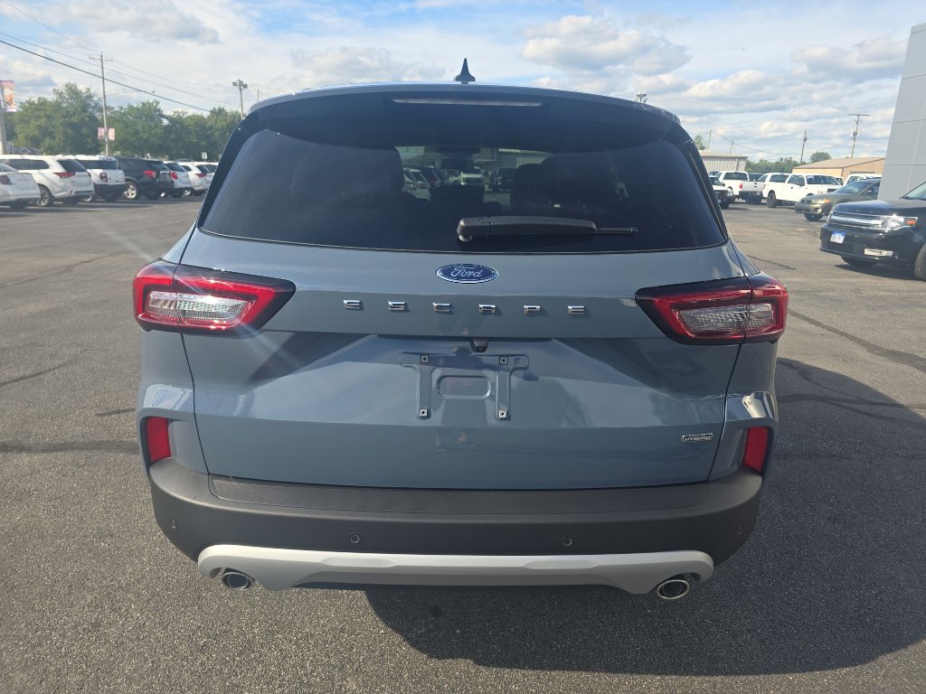 New 2025 Ford Escape SE image 5