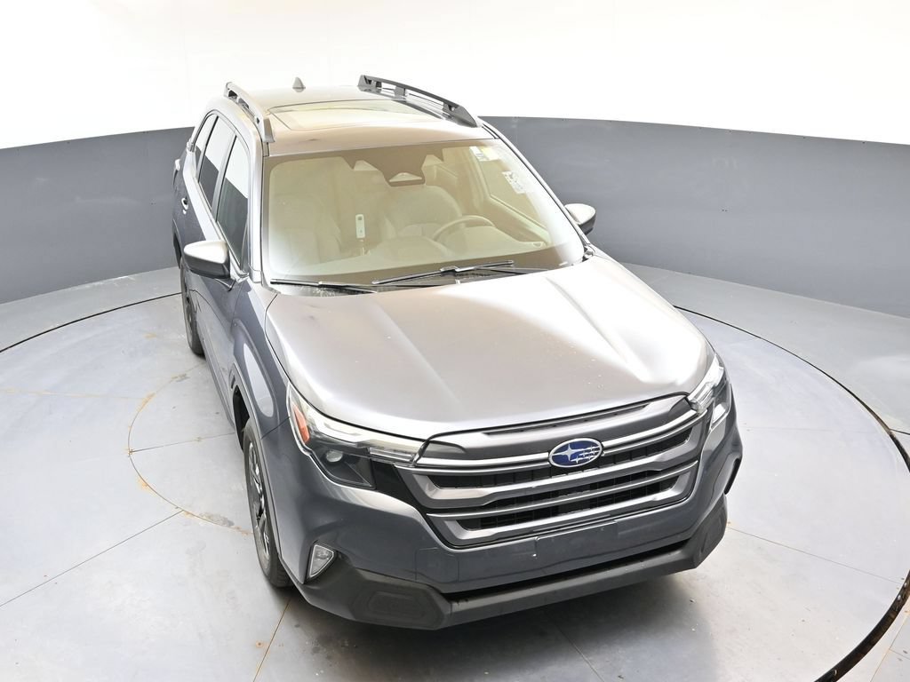 Certified 2025 Subaru Forester Premium AWD/4WD image 44
