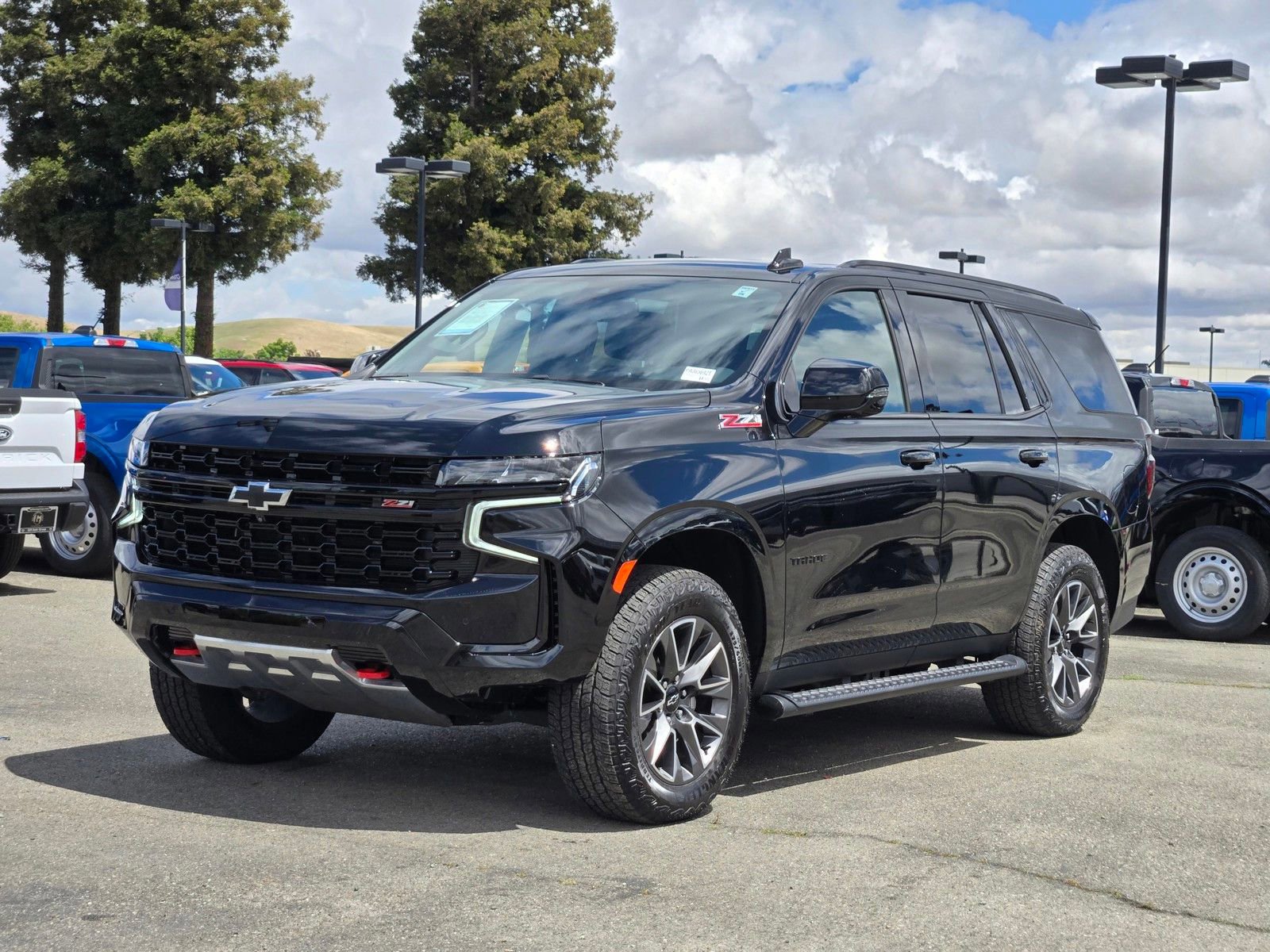 Used 2023 Chevrolet Tahoe Z71 w/ Z71 Off-Road Package image 8