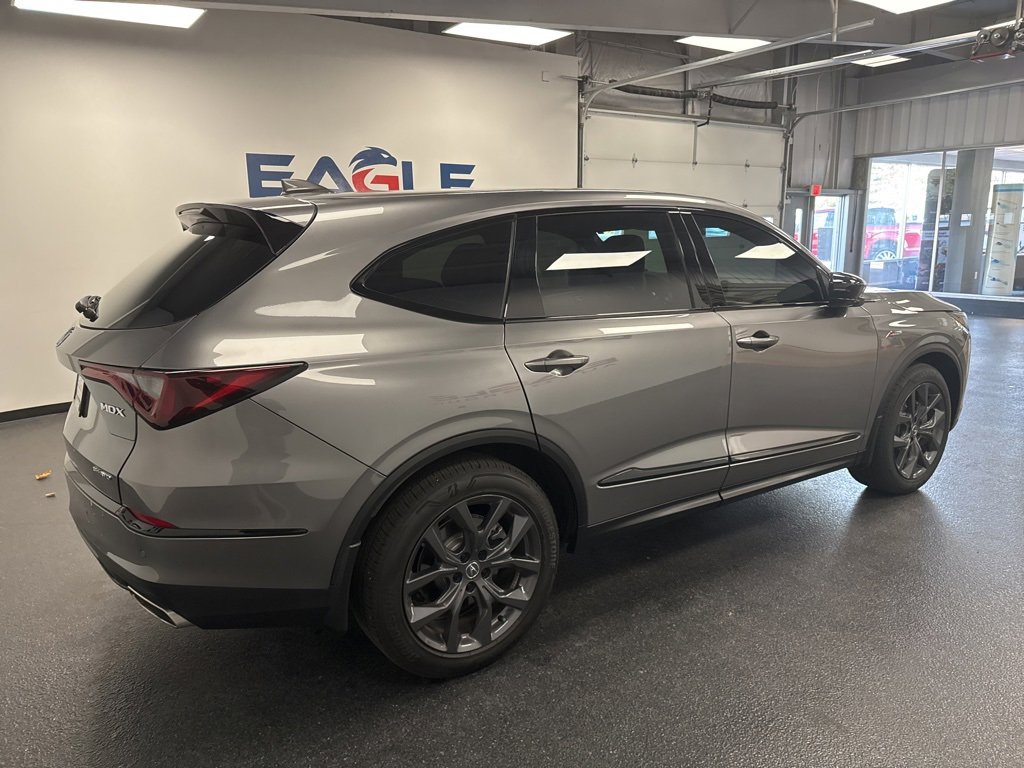 Used 2024 Acura MDX A-Spec image 12