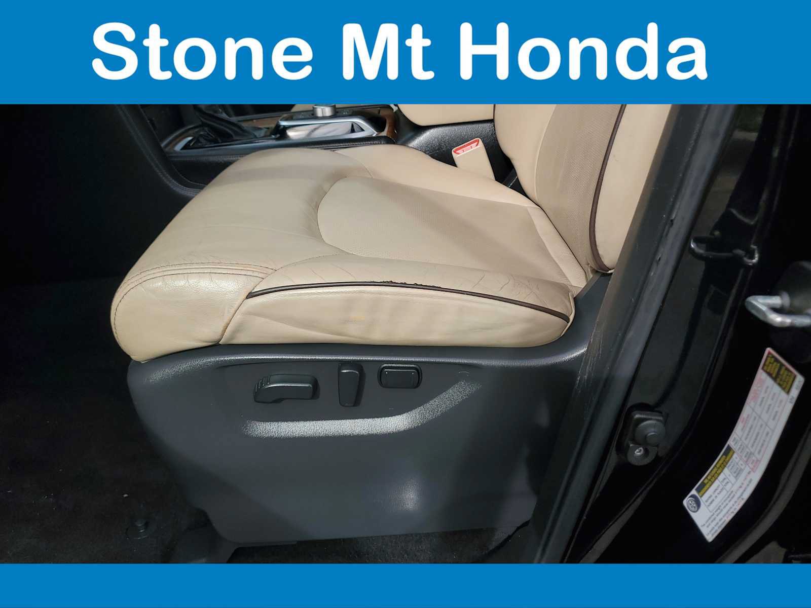 Used 2021 Nissan Armada SL w/ Captain's Chairs Package RWD image 21