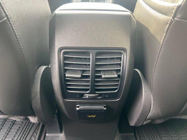 Used 2015 Ford Escape SE w/ SE Chrome Package FWD image 18