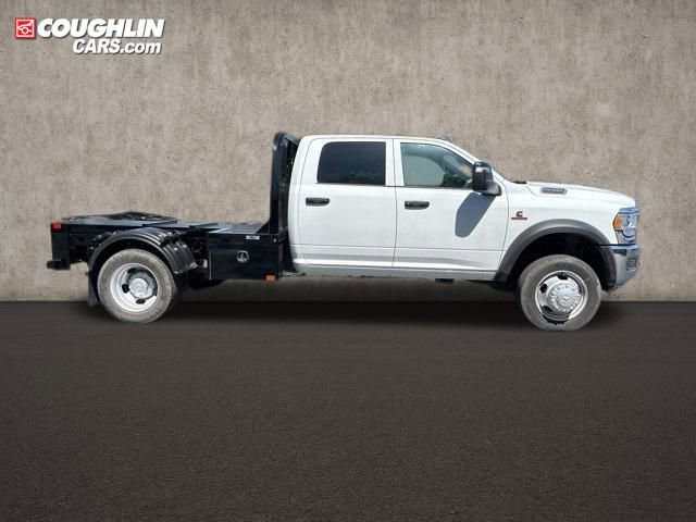 New 2024 RAM 5500 Tradesman w/ Chrome Appearance Group image 5