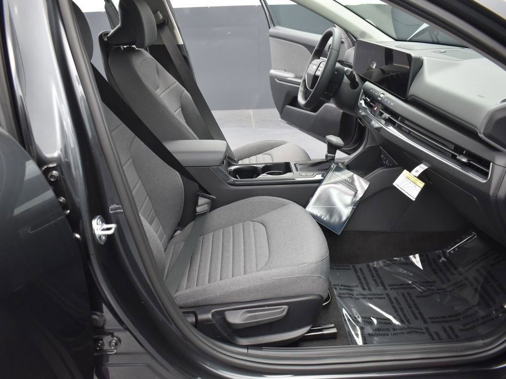 Certified 2025 Kia K4 GT-Line Turbo FWD image 20