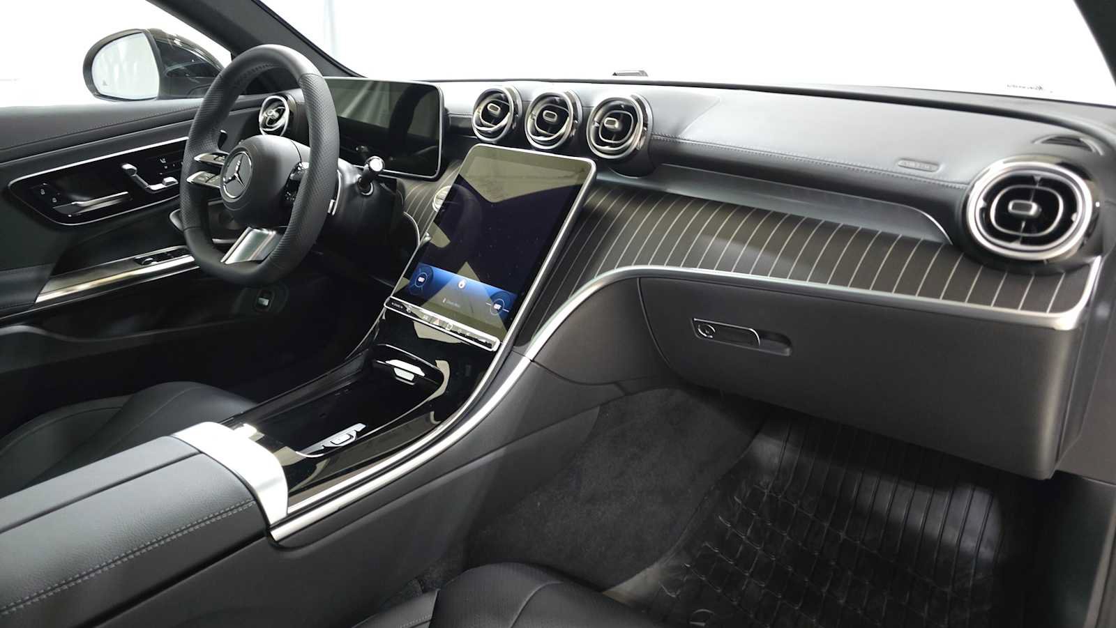 New 2026 Mercedes-Benz CLE 300 4MATIC Coupe image 13