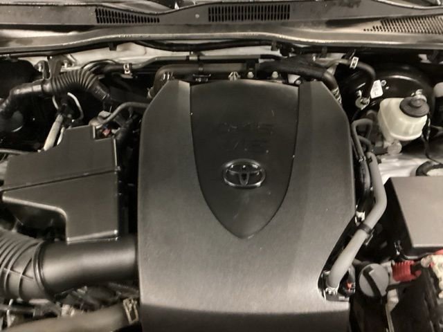 Used 2019 Toyota Tacoma SR5 AWD/4WD image 19