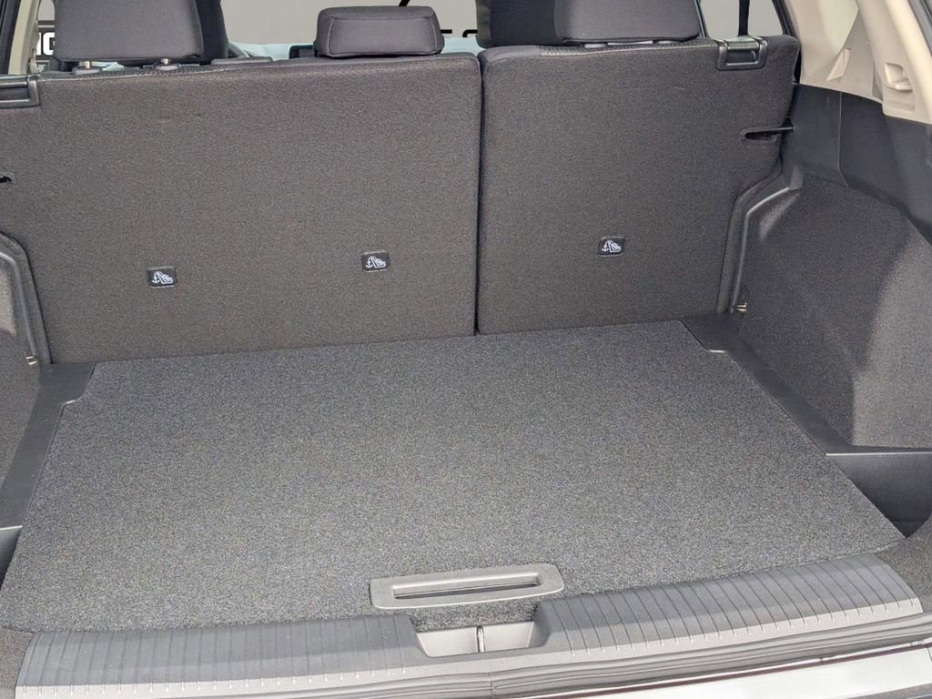 New 2026 Nissan Rogue SV image 12