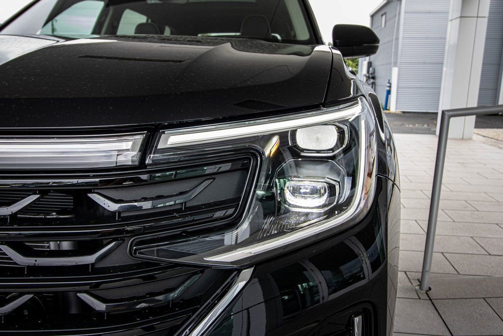 New 2026 Volkswagen Atlas SEL Premium R-Line AWD/4WD image 10