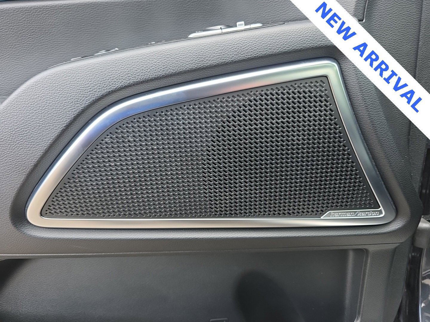 Used 2024 Kia Telluride SX Prestige X-Line image 10