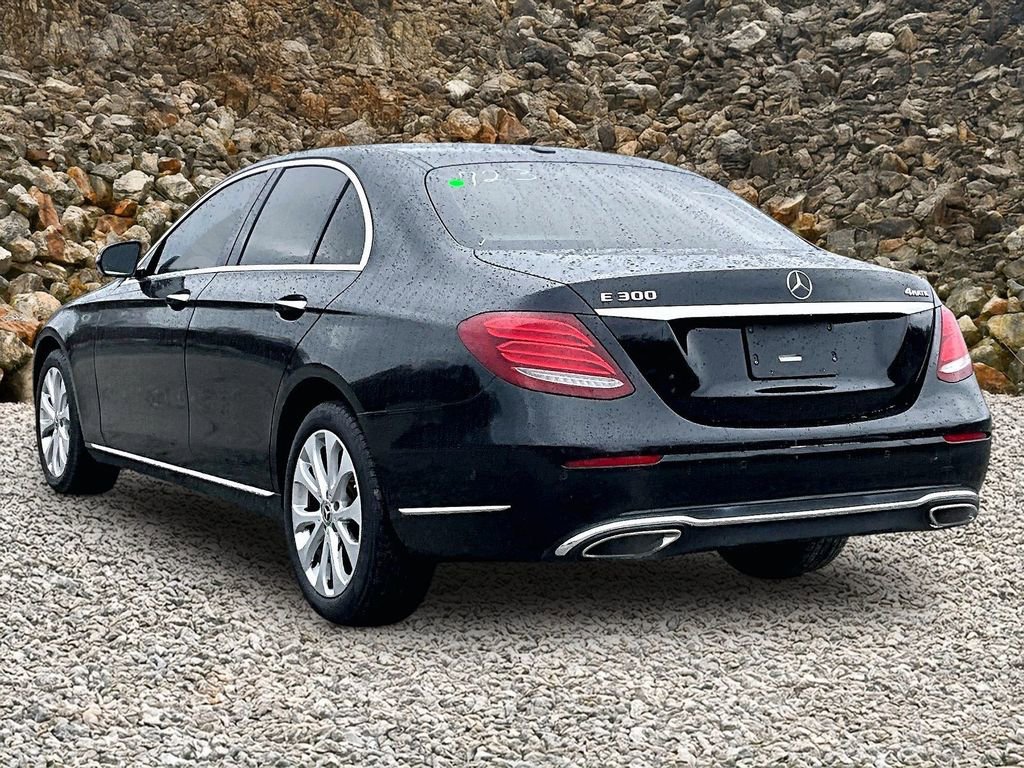 Used 2017 Mercedes-Benz E 300 4MATIC w/ Premium 1 Package image 11