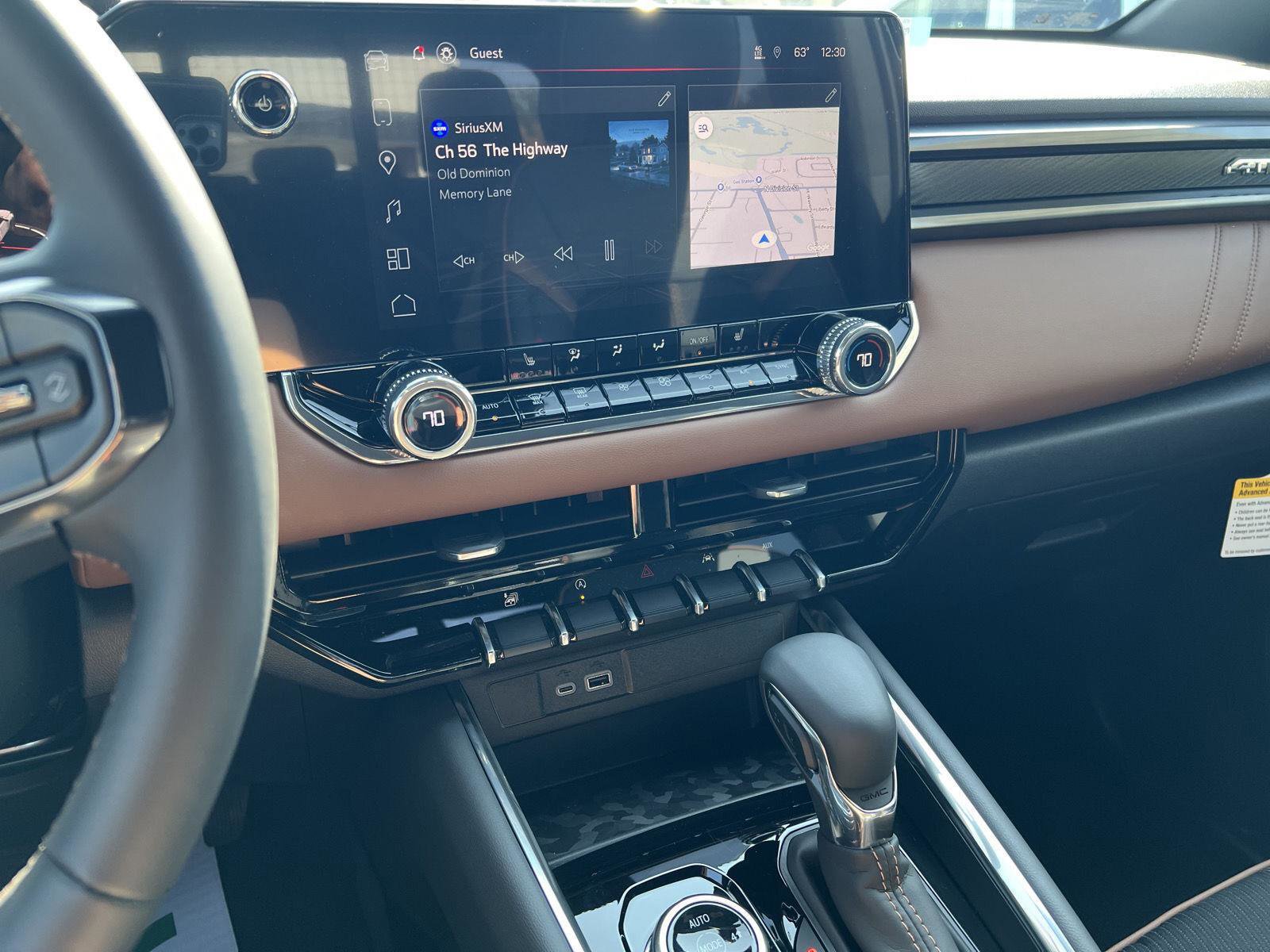 New 2026 GMC Canyon AT4 image 24