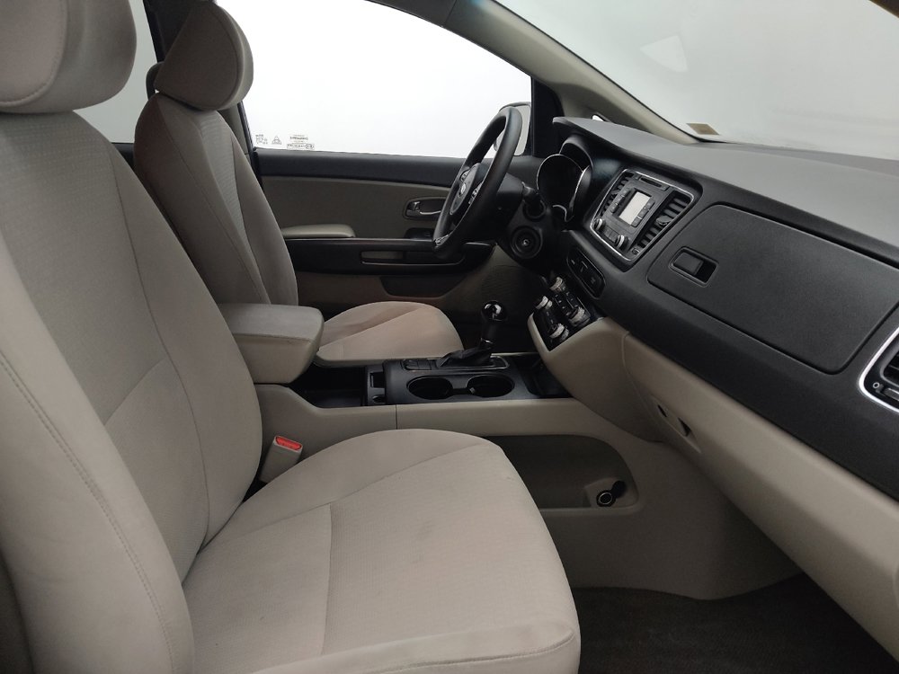 Used 2016 Kia Sedona LX FWD image 21