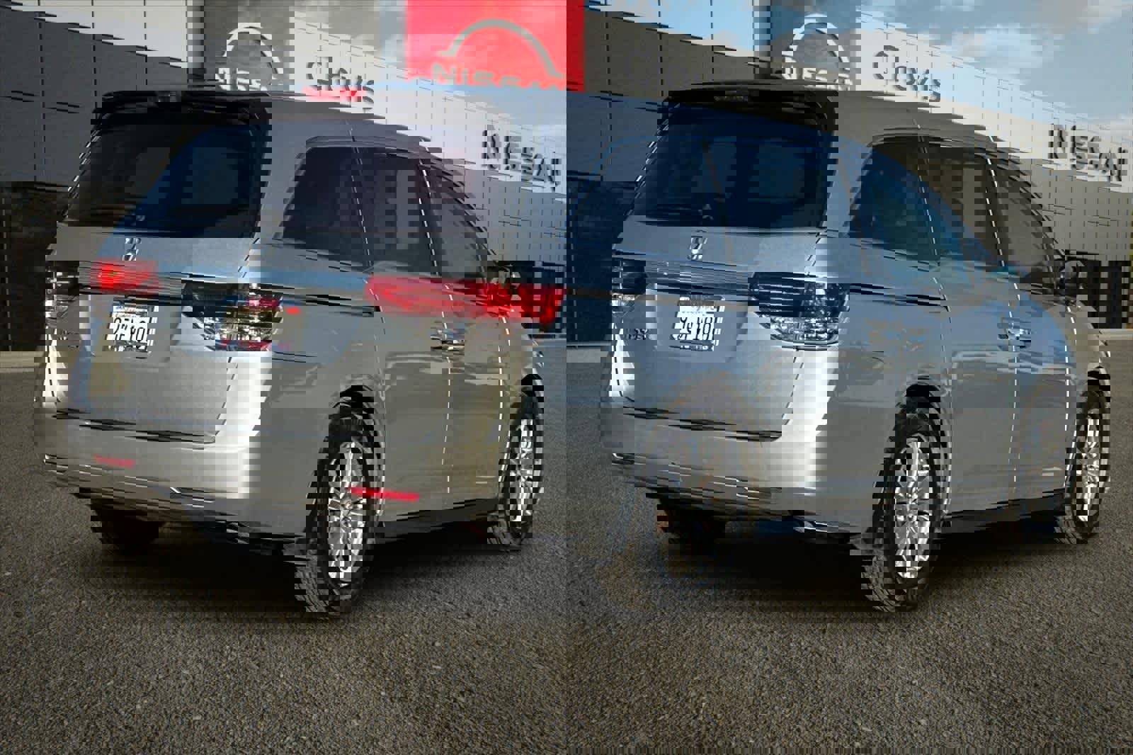 Used 2015 Honda Odyssey EX-L image 3