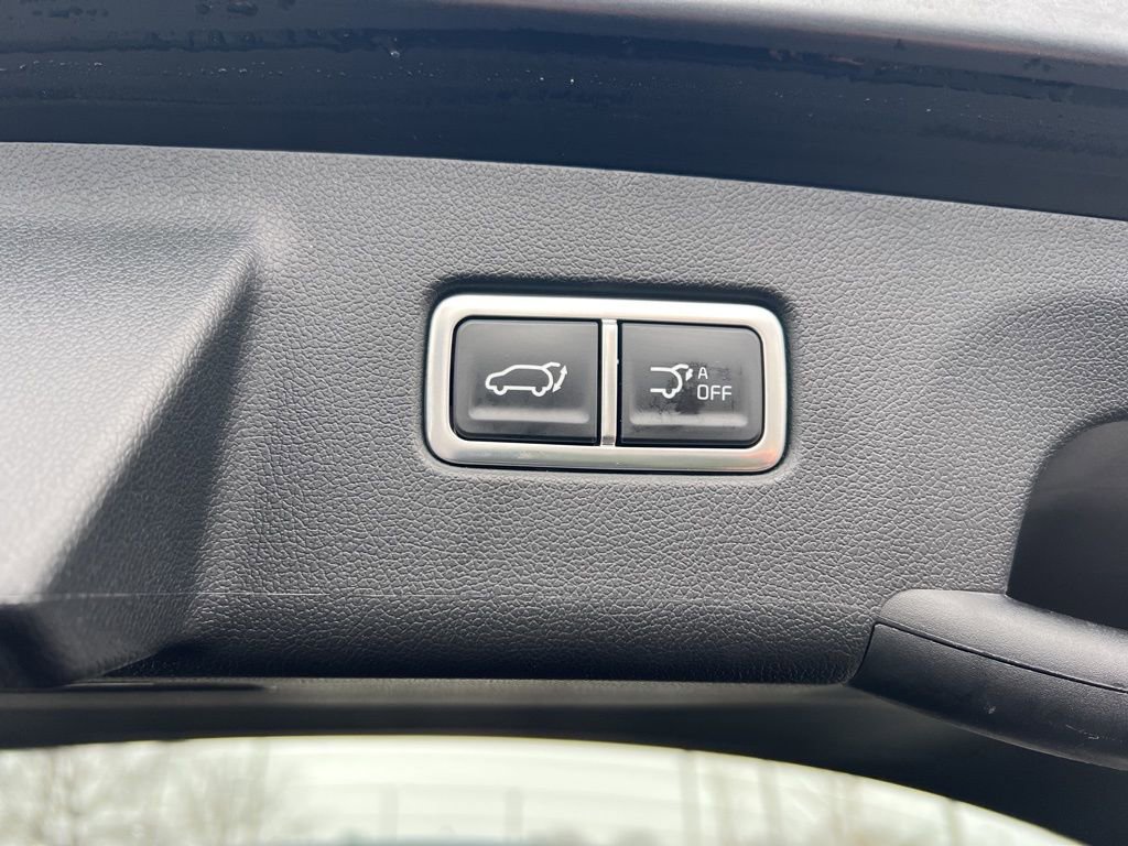 Certified 2024 Kia Sorento SX image 15