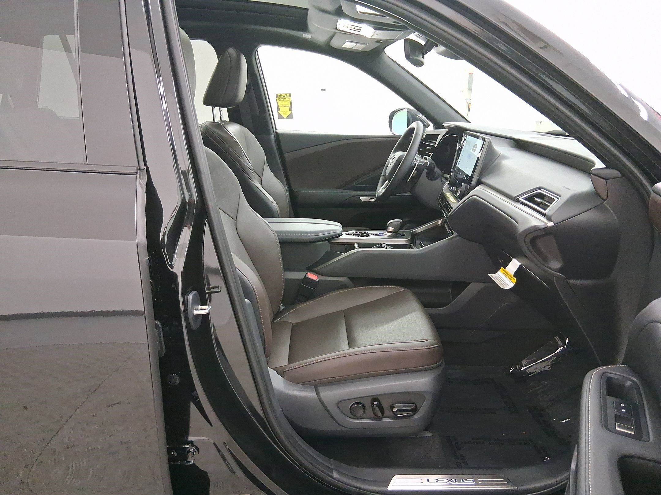 New 2026 Lexus TX 350 AWD image 30