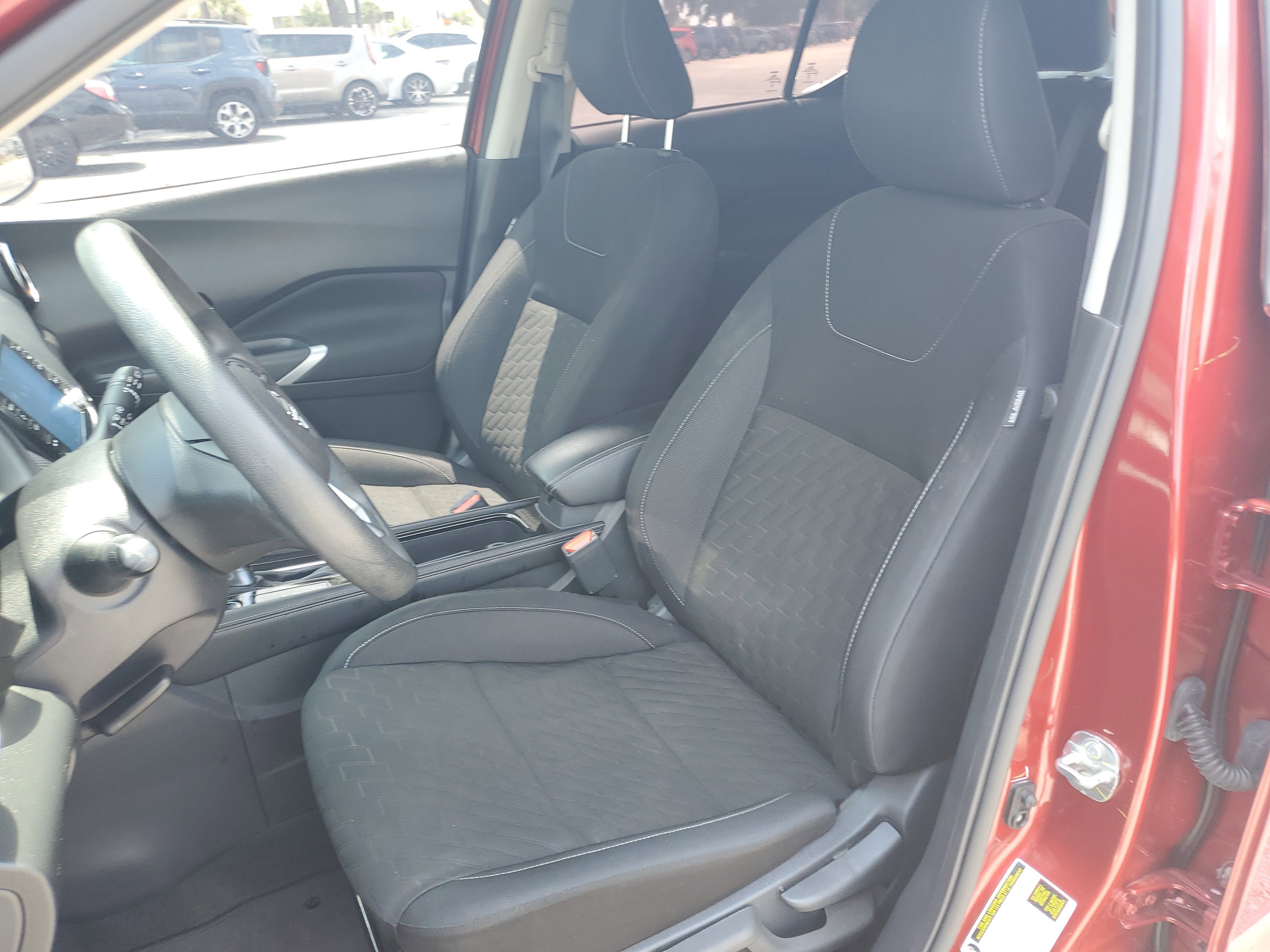 Used 2023 Nissan Kicks SV FWD image 15