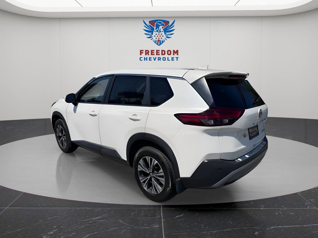 Used 2023 Nissan Rogue SV AWD/4WD image 4