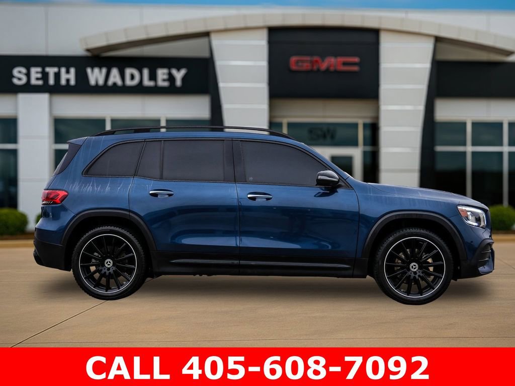 Used 2021 Mercedes-Benz GLB 250 w/ AMG Line image 8